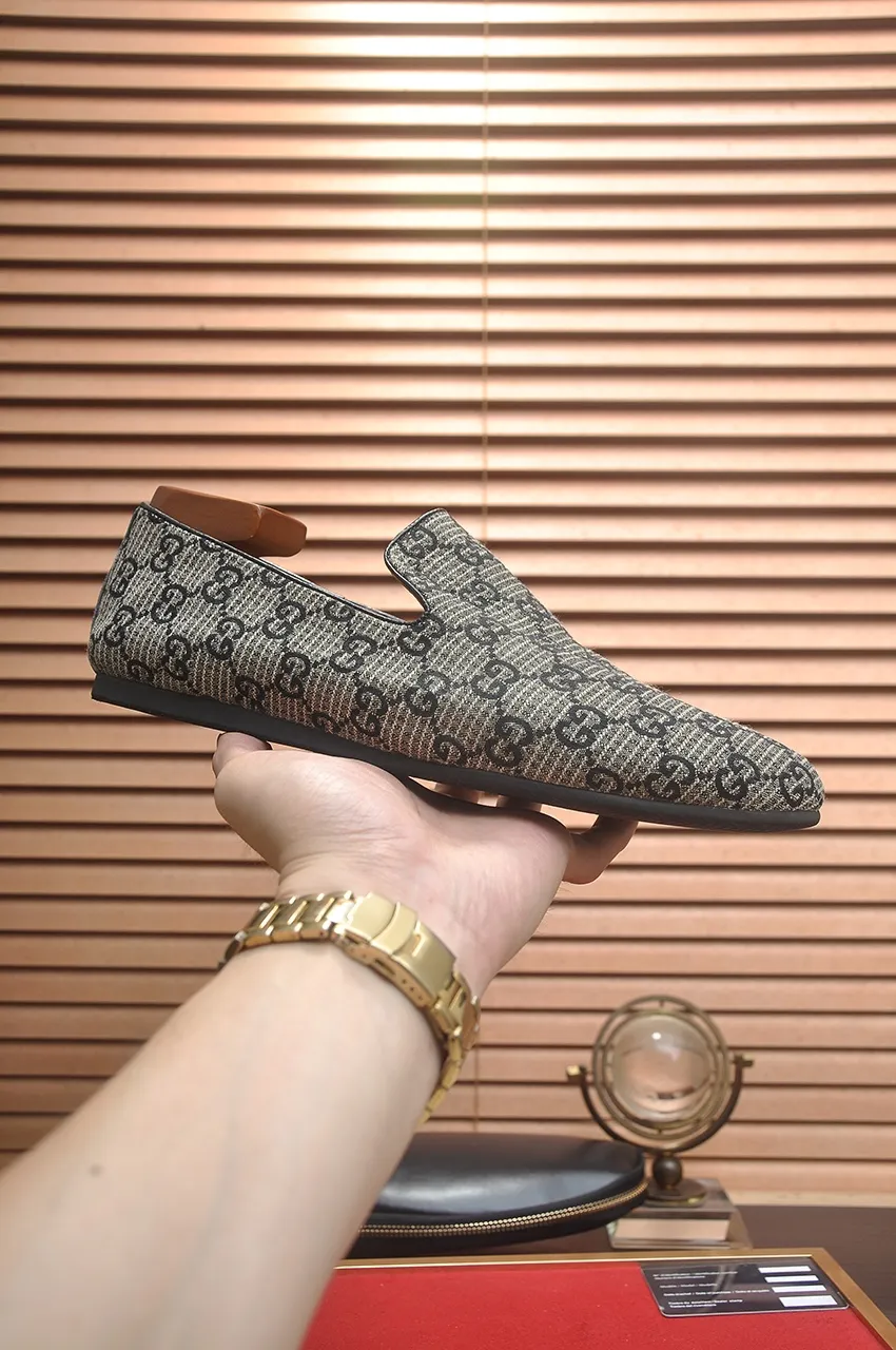 Men's men's shoes💰460💶[GUCCI Gucci] Men's wallet shoes🇮🇹Official website original 1:1 mold opening, original quality💯The upper is made of imported cowhide and Gucci original fabric➕Breathable cotton sheep lining, fine workmanship, high-end atmosphere. Has a fashionable and exemplary look. Rubber wear-resistant and anti-slip outsole. Code number: 38-44